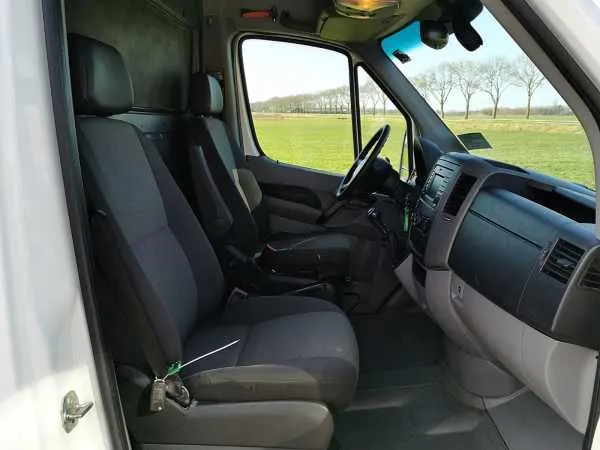 Volkswagen Crafter 35 2.0 TDI Image 6